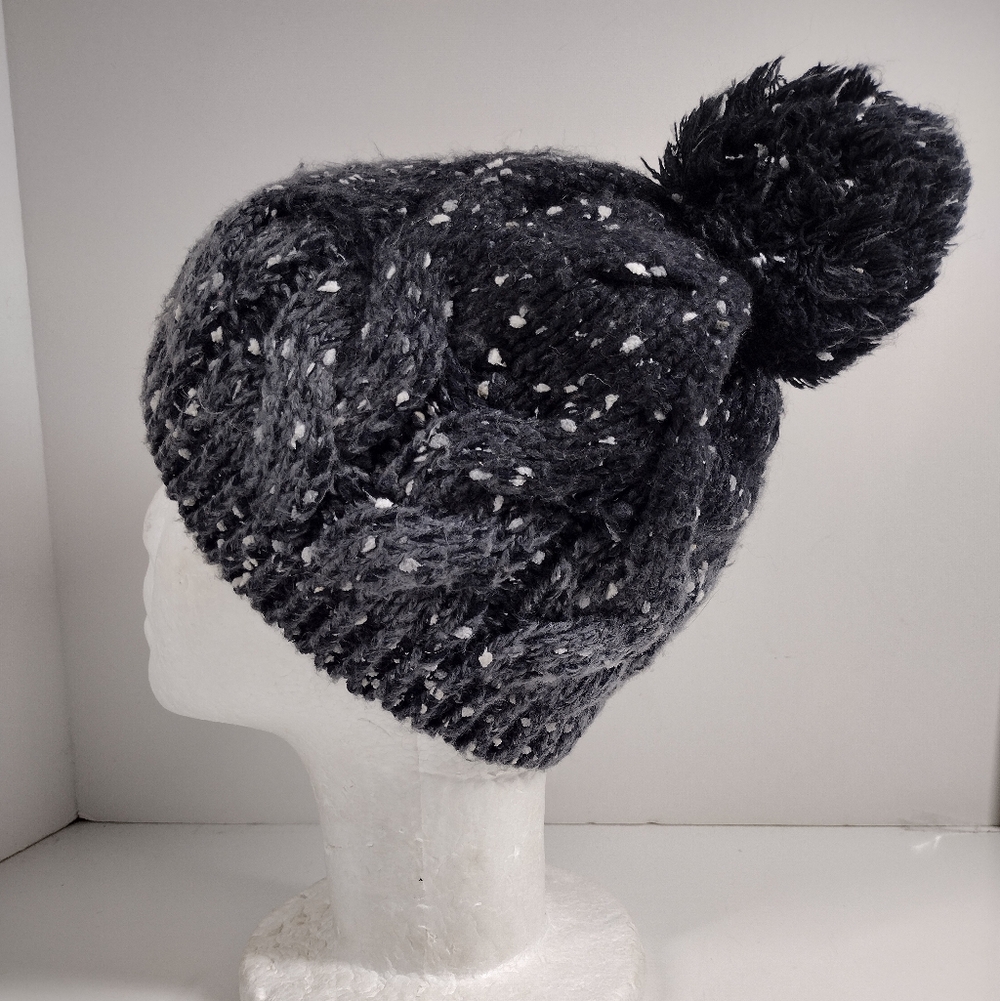 C.C Exclusives Cozy Knit Pom-Pom Black And Gray Ombre Beanie
